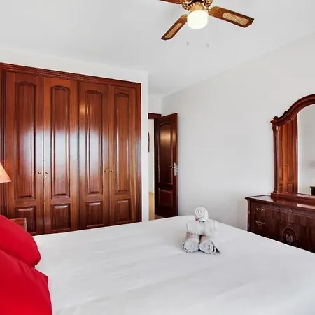 Captivating 1-bed In Adeje Lägenhet *